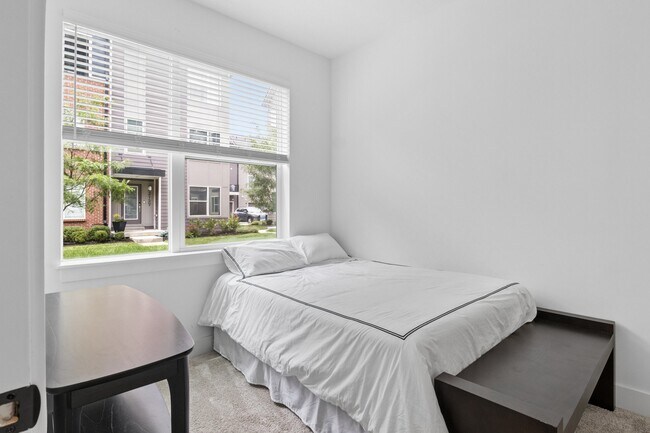 Foto del edificio - 2133 Coretta Wy