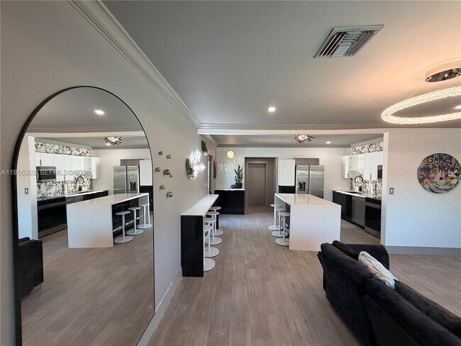 Foto del edificio - 1532 N Andrews Ave