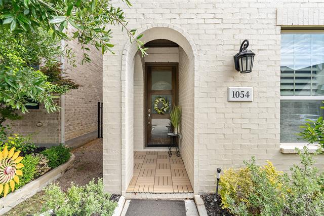 Foto del edificio - 1054 Drew Ln