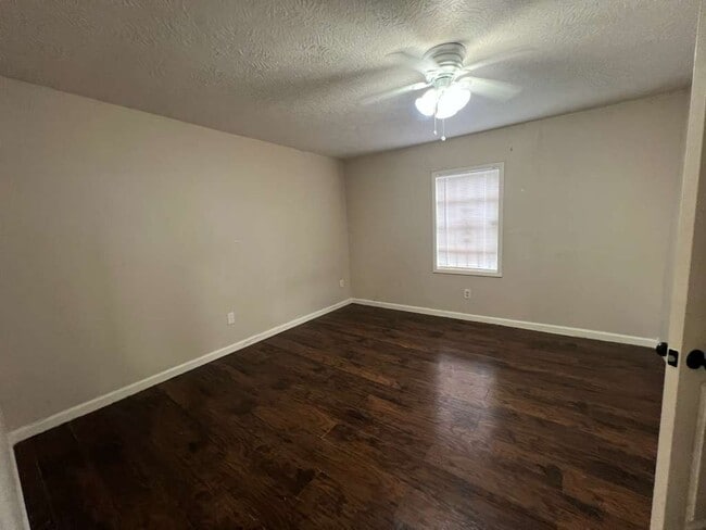 Building Photo - 4060 Usan St