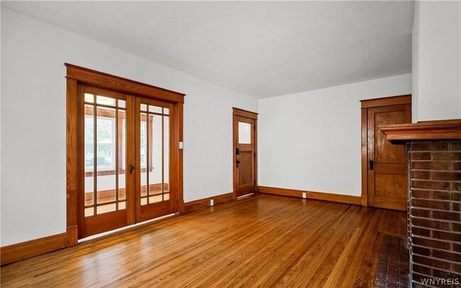 Foto del edificio - 33 Harding Rd