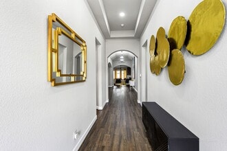 Building Photo - 2711 Sylvan Birch Trl