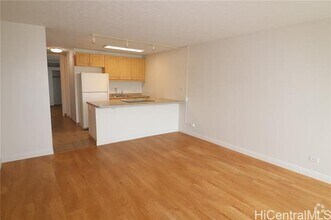 Building Photo - 2611 Ala Wai Blvd