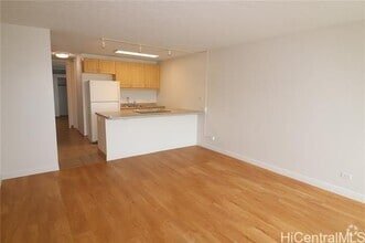 Building Photo - 2611 Ala Wai Blvd