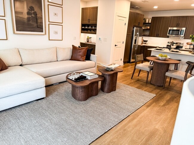 Building Photo - Cantara at Legacy Pointe