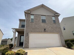 Building Photo - 2120 Birch Mountain Run