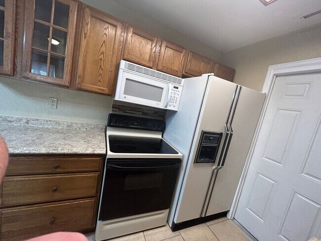 Foto del edificio - 4208 Deerfield Hills Rd