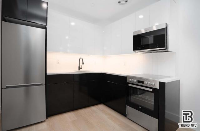 Foto del edificio - 3 bedroom in BROOKLYN NY 11211