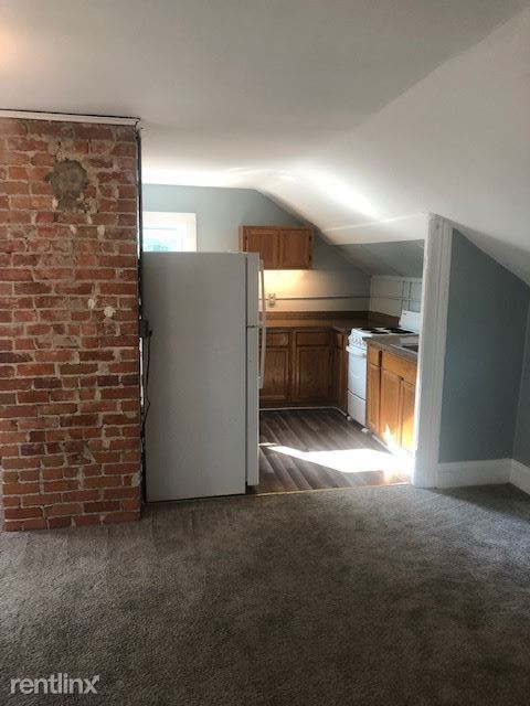 Building Photo - 4 br, 1 bath House - 213 Ballard St Apt 2 ...