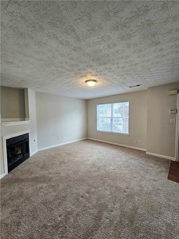 Foto del edificio - 3010 Fields Dr