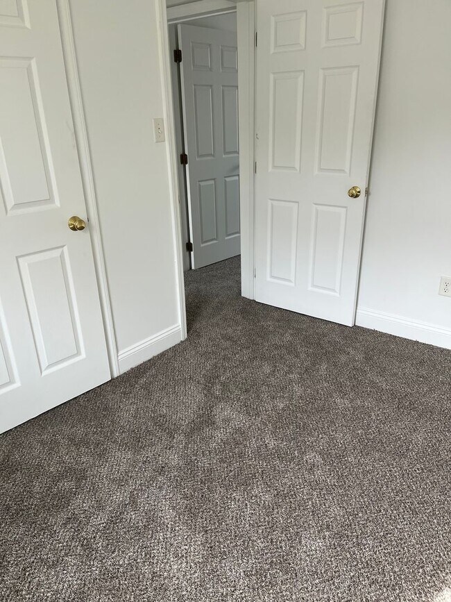 Foto del edificio - 2 bedroom 1 bath townhouse, Mt Washington