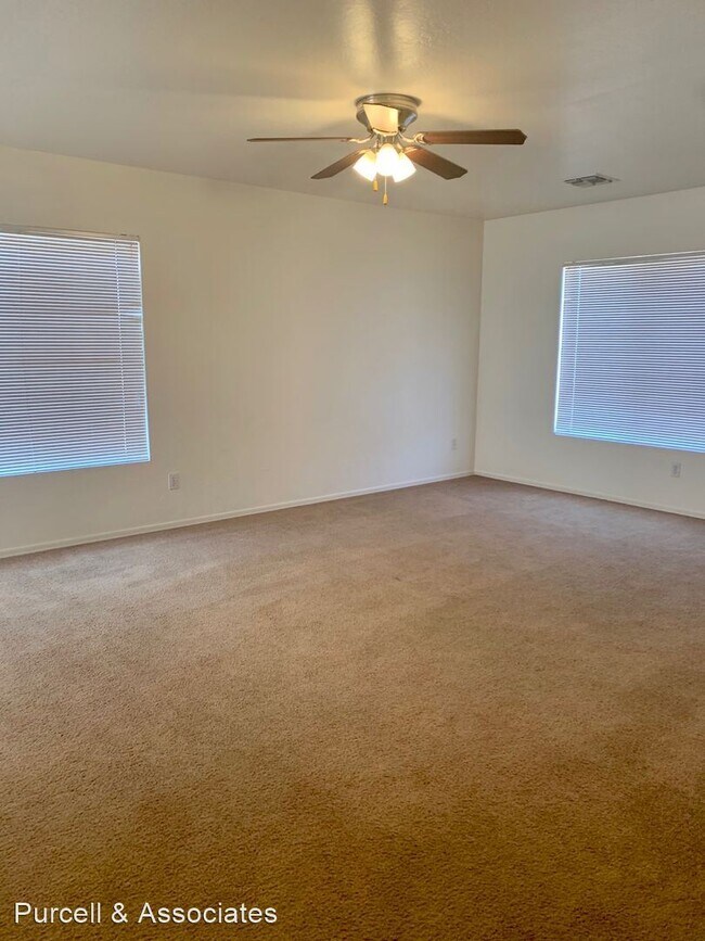 Building Photo - 4 br, 3 bath House - 22872 W Gardenia Dr
