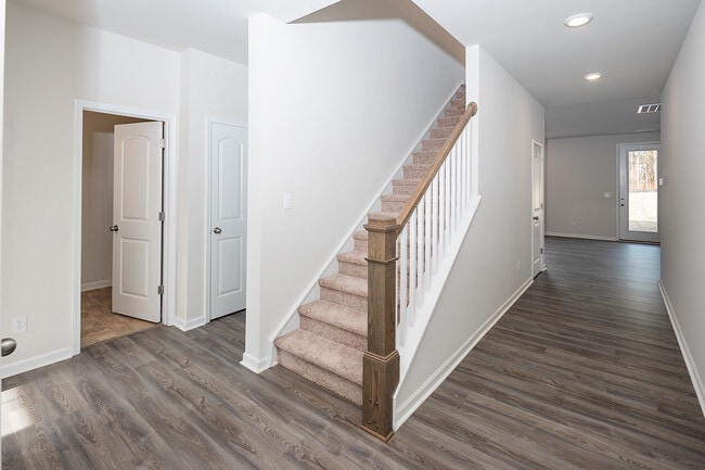 Building Photo - 1014 Hanover Crossing Dr