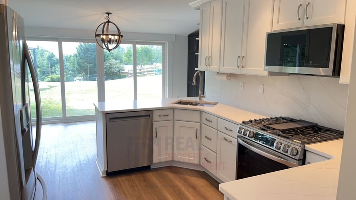 Primary Photo - Recently Renovated 3 Bedroom in McMurray!