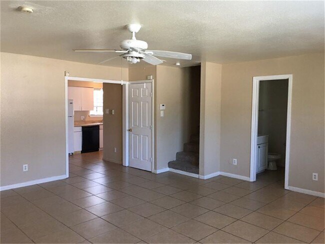 Foto del edificio - 7709 Beckley St
