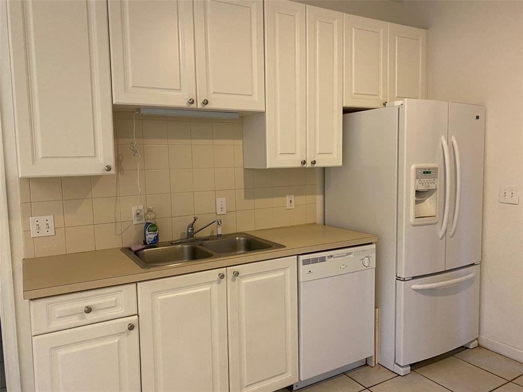 Foto principal - 4950 Washington St