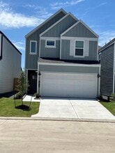 Building Photo - 3016 La Latina Dr