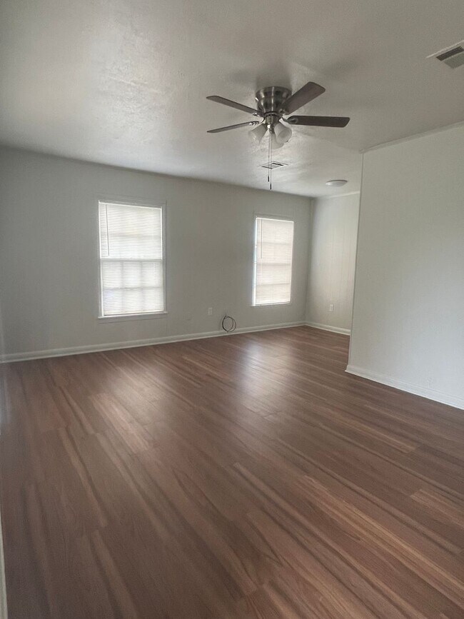 Foto del edificio - Charming 2/1 in Waco