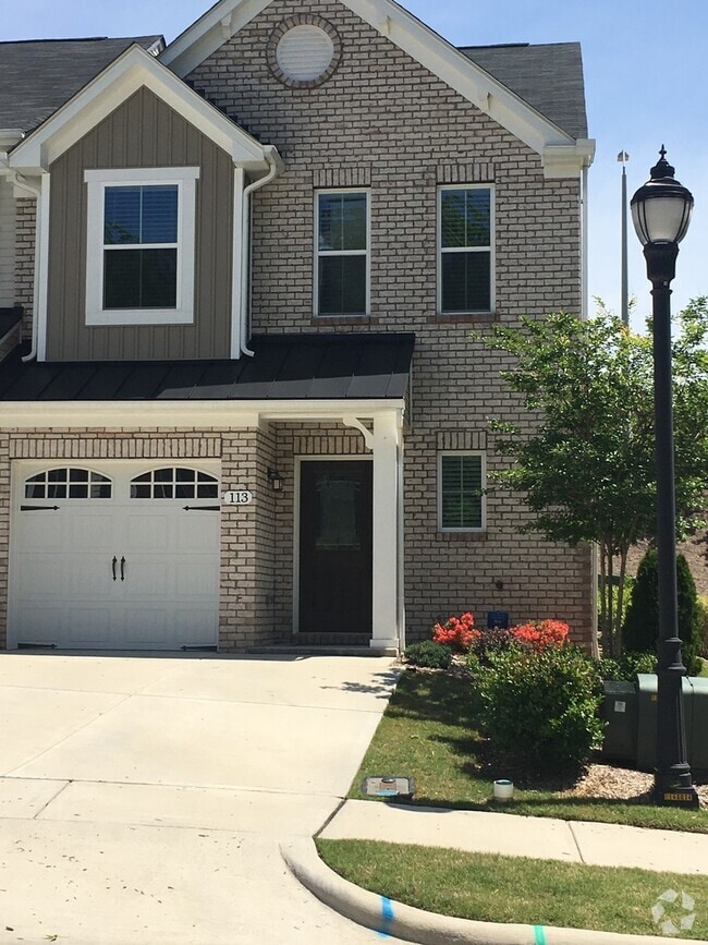 Building Photo - 113 Grande Sky Ct