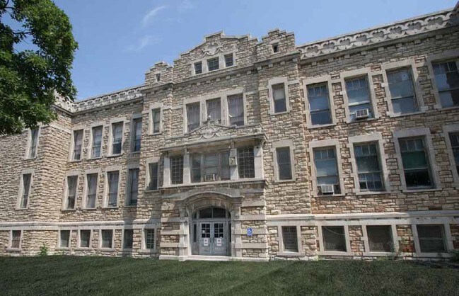 Foto del edificio - Norman School Lofts