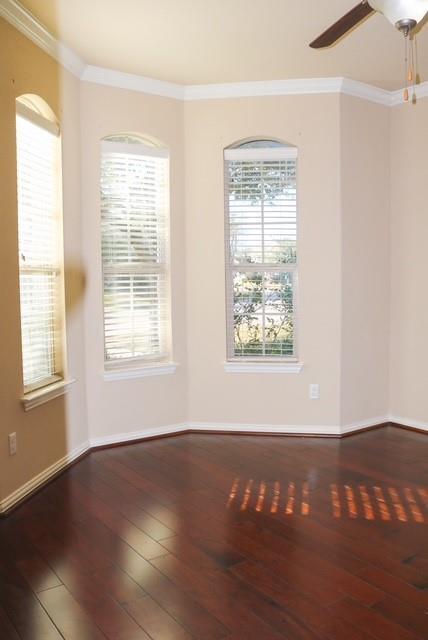 Foto del edificio - 1404 Harvest Bend Ln