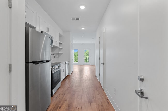 Building Photo - 456 Flat Shoals Ave SE