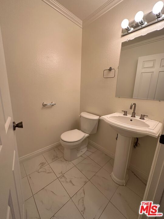 Building Photo - 21901 Moneta Ave