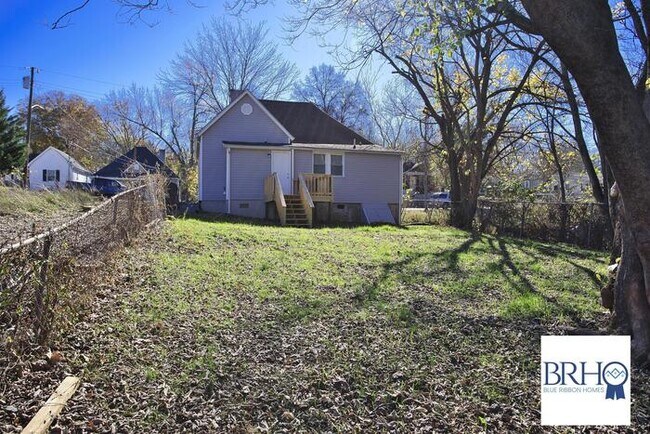 Foto del edificio - 1311 W Baxter Ave