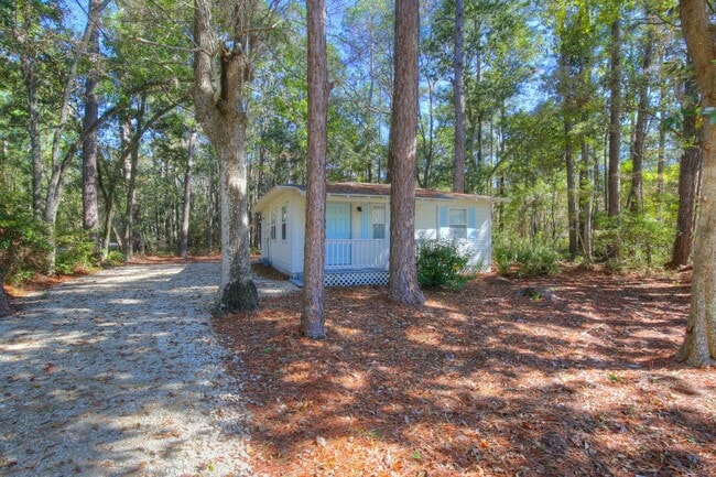 Foto del edificio - PRICE REDUCTION! SCHEDULE A TOUR TODAY! Be...