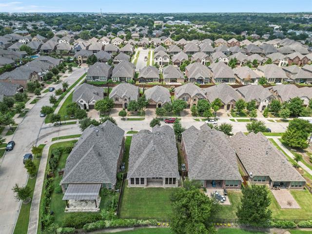Foto del edificio - 602 Whitetail Rd
