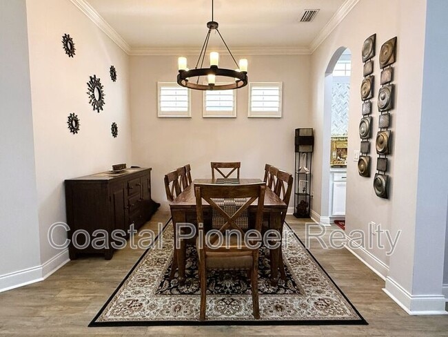 Building Photo - 14620 Chatsworth Manor Cir