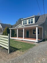 Building Photo - 7 Youngs Ln