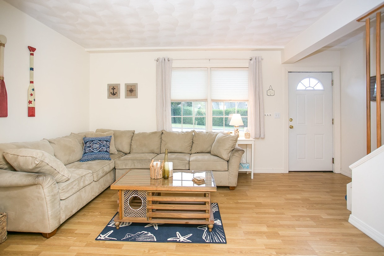 122 Purgatory Rd, Middletown, RI 02842 Condo for Rent in Middletown