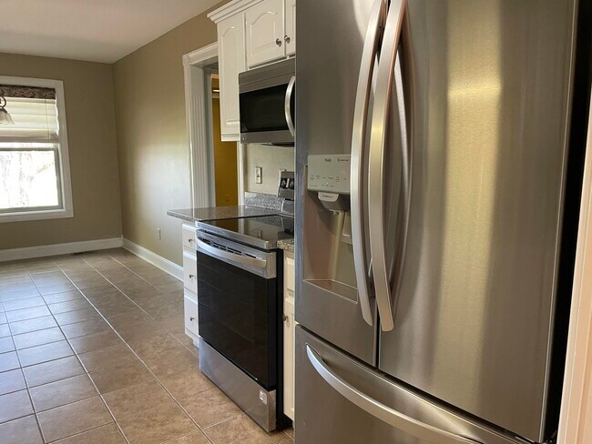 Foto del edificio - 144 Gleneagles Blvd