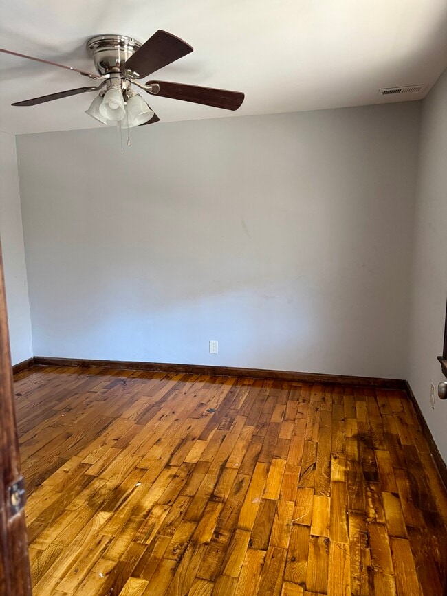 Foto del edificio - 460 Prospect Dr