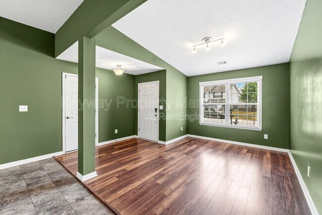Foto del edificio - 3124 St Charles Ave
