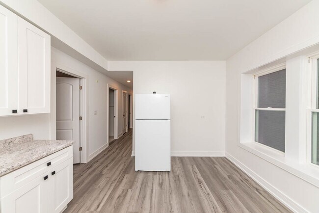 Foto del edificio - 4616 N Monticello Ave