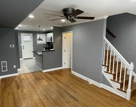 Building Photo - 340 Gusryan St