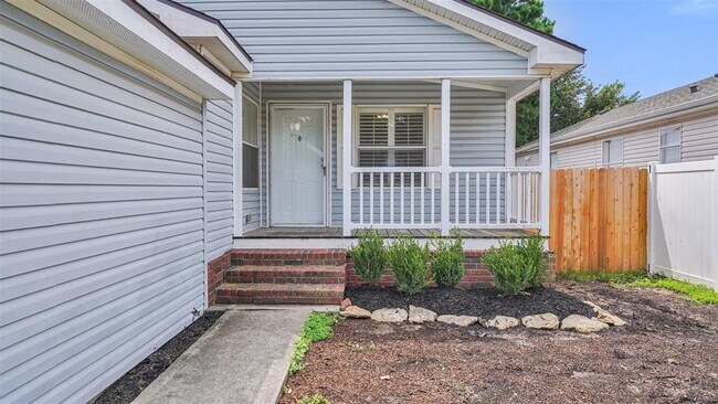 Foto del edificio - 10107 Berrybriar Ln