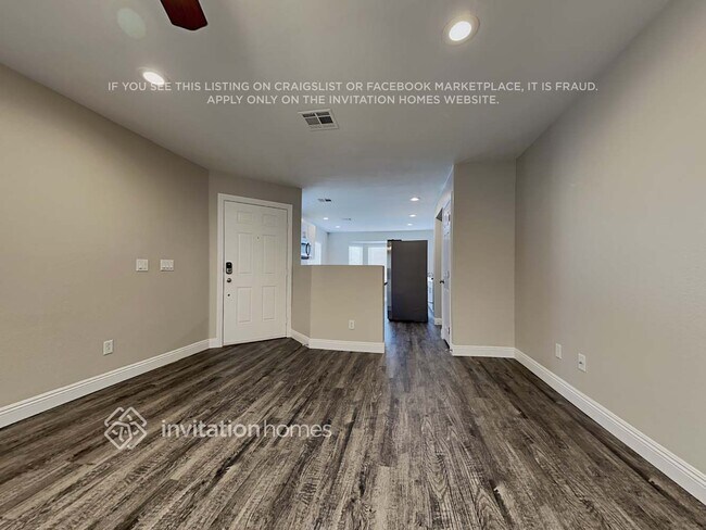 Foto del edificio - 10437 Wild Bill Ct