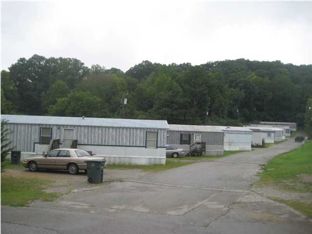 Mobile Homes - Hillcrest Mobile Home Park