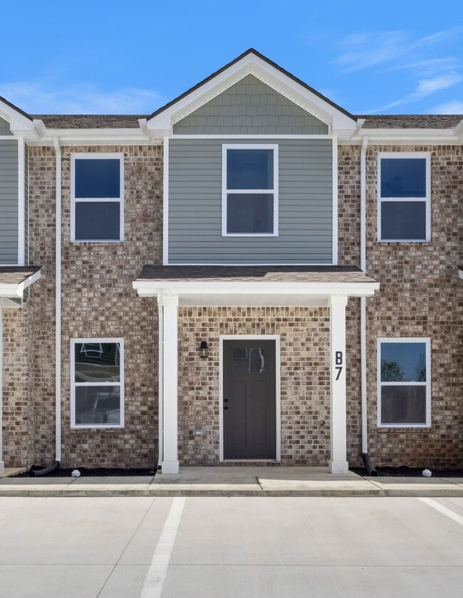 Building Photo - 3854 Jockey Dr