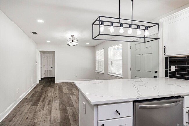 Foto del edificio - 5255 Breckenridge Ave
