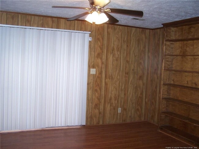 Foto del edificio - 6813 Brush Creek Rd
