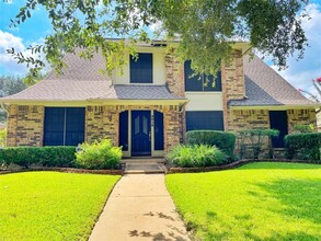 Building Photo - 3015 W Steepbank Cir