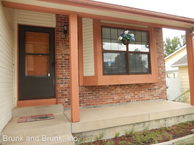 Building Photo - 3 br, 2 bath House - 1840 Seven Arrow Drive