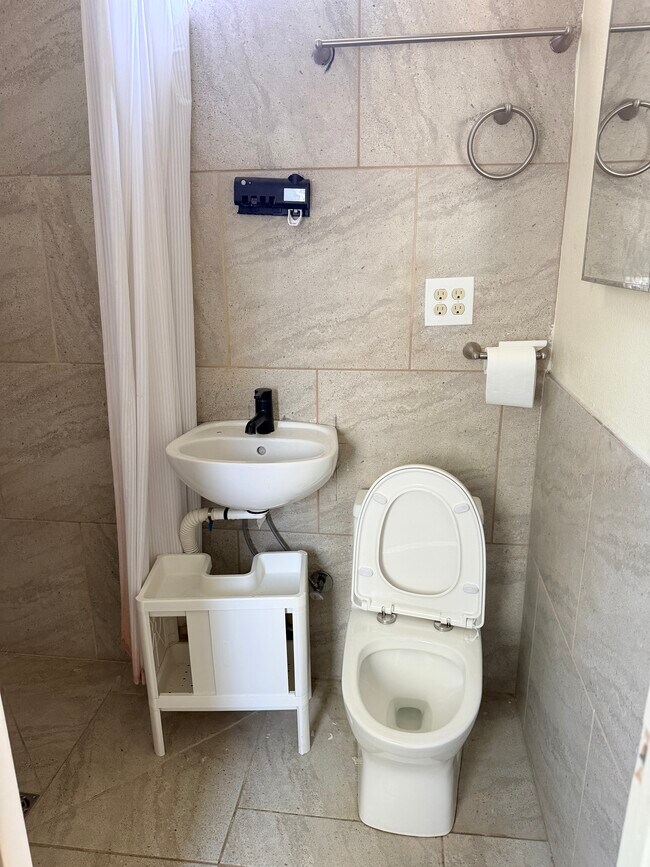 Foto del edificio - 1654 SW 114th St