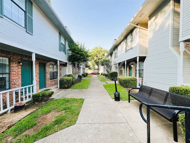 Foto del edificio - 929 W Hickory St