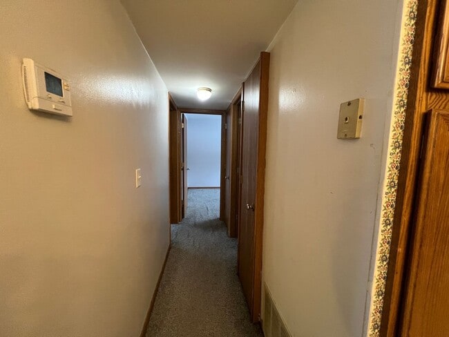 Foto del edificio - 2310 Radtke Ave