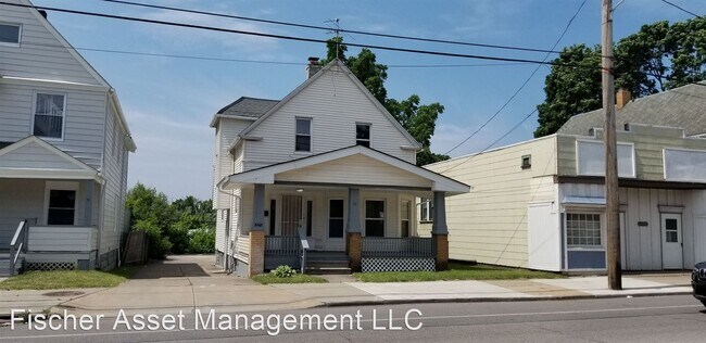 Foto del edificio - 4 br, 1 bath House - 5005 Denison Ave.